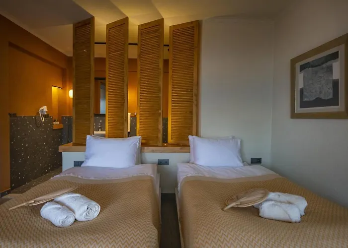 Porto- 3 Bedrom Private Pool Villa *